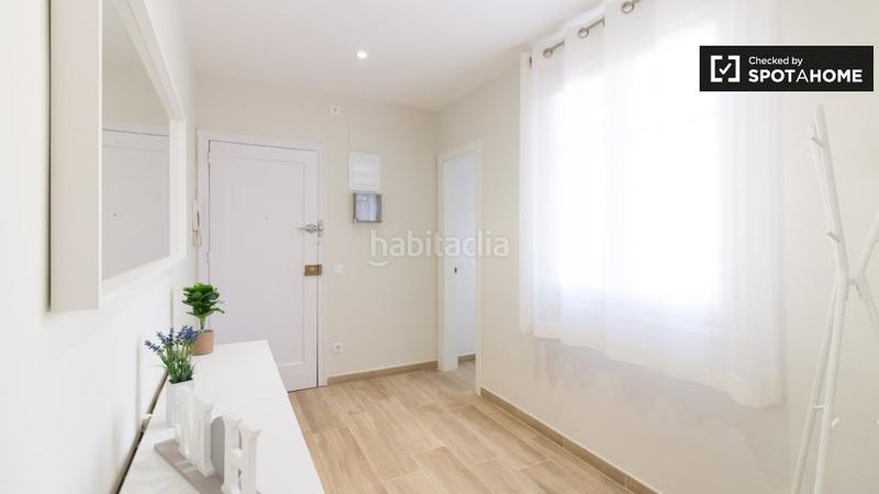 Foto 8ea01b75-c4ab-41a5-ad5c-7bd3a1dcaa60. Location appartement avec chauffage dans La Sagrera Barcelona