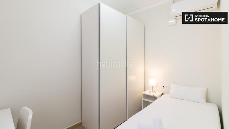 Foto d76c0b60-0557-465d-96aa-ed5edfac060f. Location appartement avec chauffage dans La Sagrera Barcelona