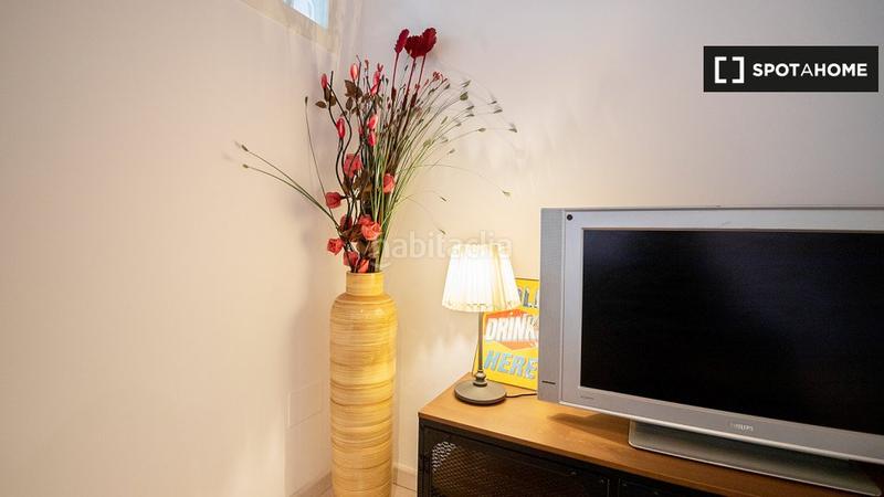 Foto 35aa52d9-fd8c-43bb-9102-fbaf96b2993b. Affitto appartamento con riscaldamento in Raval Barcelona