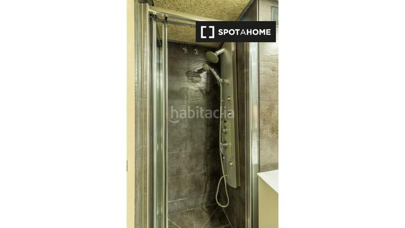 Foto 89b7a9c4-0fdb-4dc3-8459-cd9a9701ed34. Affitto appartamento con riscaldamento in Raval Barcelona