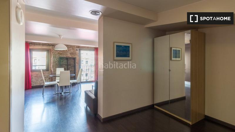 Foto 9c2b28d2-ece6-4cc8-a78c-e7b2e3767482. Affitto appartamento con riscaldamento in Raval Barcelona