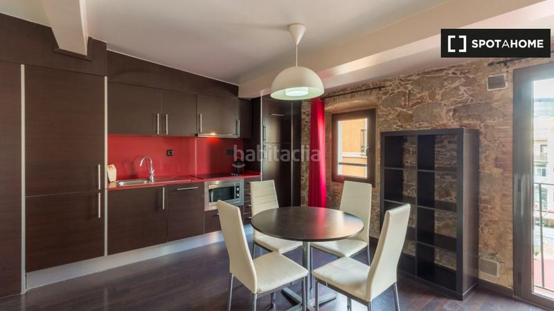 Foto fb1c9e0f-4e0e-42fc-a495-6e7548bce33f. Miete etagenwohnung mit heizung in Raval Barcelona