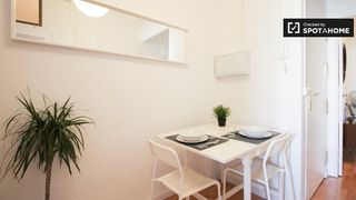 Miete Etagenwohnung in Sant Antoni. Apartamento de 2 dormitorios en alquiler en sant antoni, barcelo
