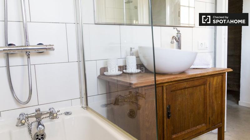 Foto 2e8e05e9-221e-424e-a053-68e49b60d554. Affitto appartamento con riscaldamento in Sagrada Família Barcelona