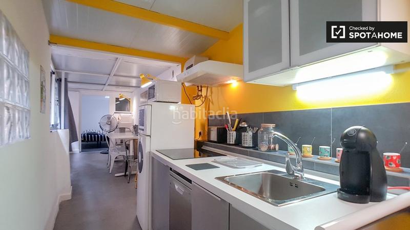 Foto 00bc8755-9fc3-499b-a149-460773de46c6. Rent flat with heating in Sants Barcelona