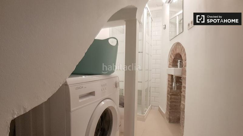 Foto f9390a15-30d6-4e6d-a646-c1d433f12133. Rent flat with heating in Sants Barcelona