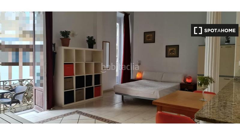 Foto 2f9db31d-c023-4753-9034-e7b985672f06. Alquiler piso estudio en alquiler en el raval, en Barcelona