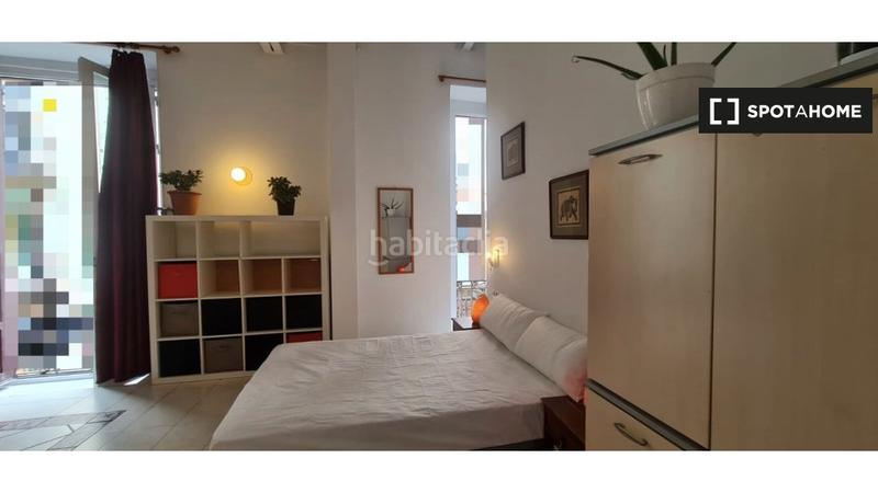 Foto f8793e67-d699-4db4-b627-7b460e1366c1. Alquiler piso estudio en alquiler en el raval, en Barcelona