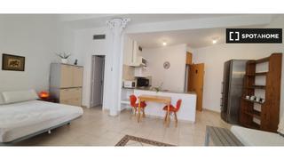 Location Appartement à Gòtic. Estudio en alquiler en el raval, barcelona