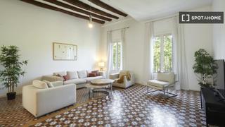 Miete Etagenwohnung in Raval. Apartamento de 3 dormitorios en alquiler en el barri gotic, barc