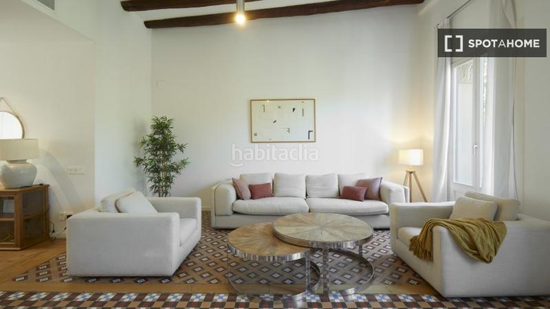 Foto 72f8516b-6a37-4ecb-b012-0426c22a3ce7. Alquiler piso apartamento de 3 dormitorios en alquiler en el barri gotic, en Barcelona