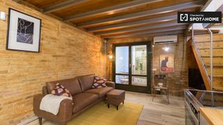 Lloguer Pis a El Poble Sec - Parc de Montjuïc. Elegante apartamento de 1 dormitorio en alquiler en poble sec