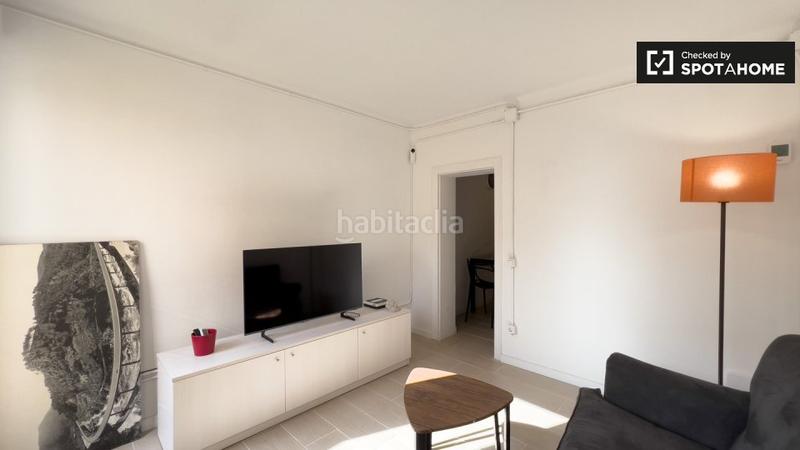 Foto 50ebad48-253e-424c-9439-a6bafd8a9778. Rent flat with heating in Barri de les Corts Barcelona