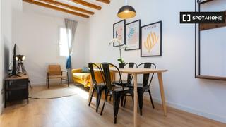 Rent Flat in Raval. Apartamento de 2 dormitorios en alquiler en el raval, barcelona