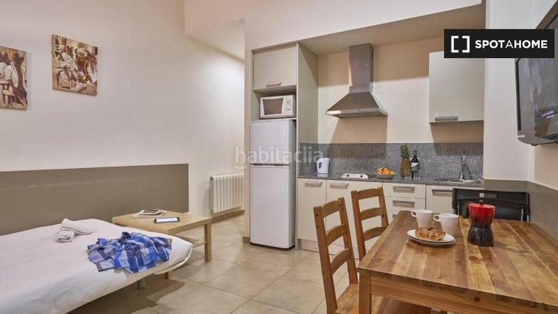 Foto 424ce669-7e84-402a-9df8-dbbdd59a9d65. Rent flat with heating in Sants Barcelona