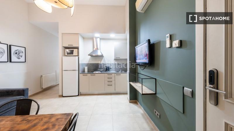 Foto e0b96c1c-14d1-4a79-bfed-e912effac99a. Rent flat with heating in Sants Barcelona
