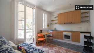 Location Appartement à El Poble Sec - Parc de Montjuïc. Piso de 1 dormitorio en alquiler en el poble sec, barcelona
