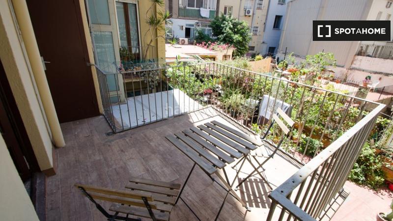 Foto eb131a71-7c0a-4996-a59f-a3c536debdfd. Miete etagenwohnung mit heizung in El Poble Sec - Parc de Montjuïc Barcelona