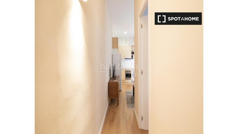 Foto 86f4ea2d-2893-46c6-b1a3-a2b88bc39a09. Rent flat with heating in Vila de Gràcia Barcelona