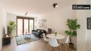 Miete Etagenwohnung in Raval. Piso de 3 habitaciones en alquiler en el raval, barcelona