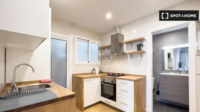 Foto b7a8334b-ebb1-48cc-bb88-d16b9a765267. Lloguer pis amb calefacció a Vilapicina - Torre Llobeta Barcelona