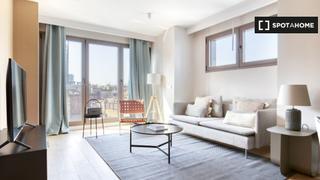 Rent Flat in Sant Gervasi - Galvany. Apartamento de 2 habitaciones en alquiler en vila de gràcia