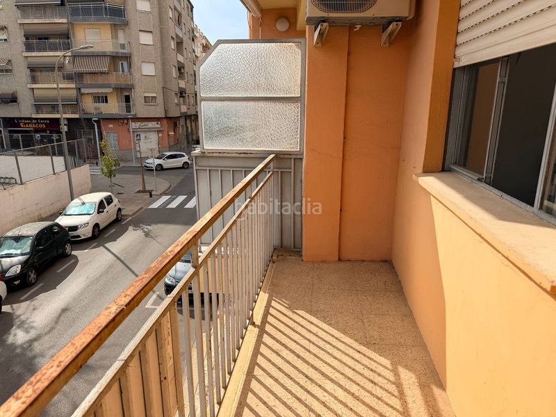 Foto c5321dee-9f0c-474a-b61b-7c6ba2313f88. Pis a Corea Gandia