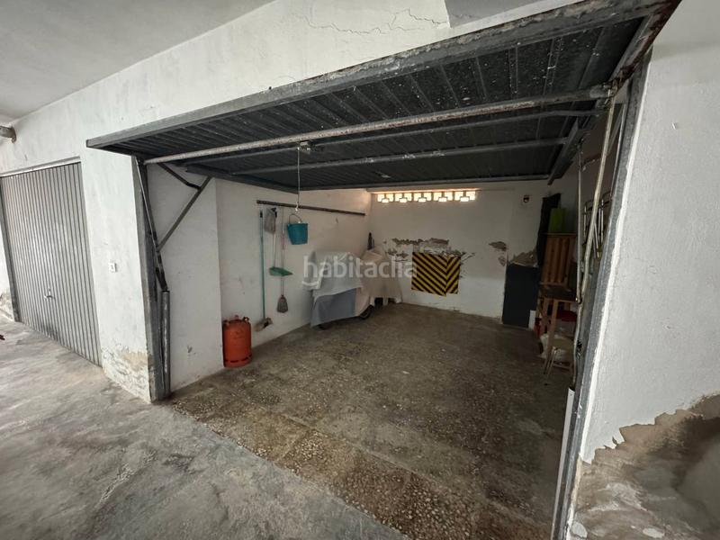 Foto 7087e089-6a0d-4110-853e-7b49a48dbed6. Autoparkplatz in Bellreguard