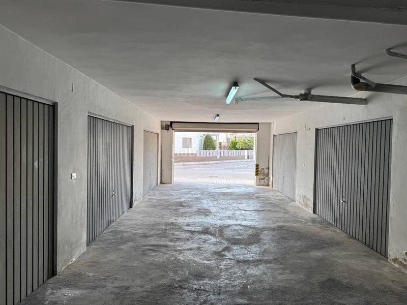 Foto a35198a7-4701-4b37-b23f-ff64fbed506e. Autoparkplatz in Bellreguard