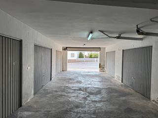 Parking voiture  Carrer montgó