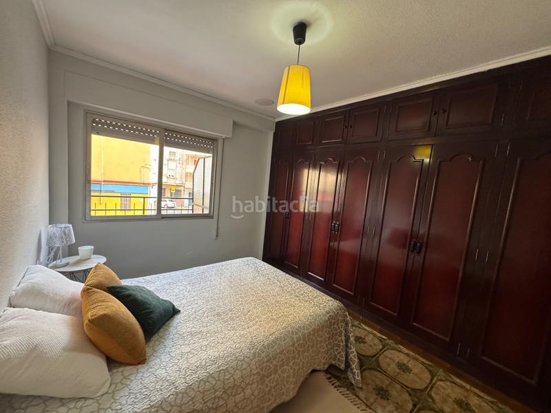 Foto 1780cd6e-20a1-4128-858e-6dbf80ce33f3. Piso se vende un piso luminoso en gandía, ubicado en la primera planta en Gandia