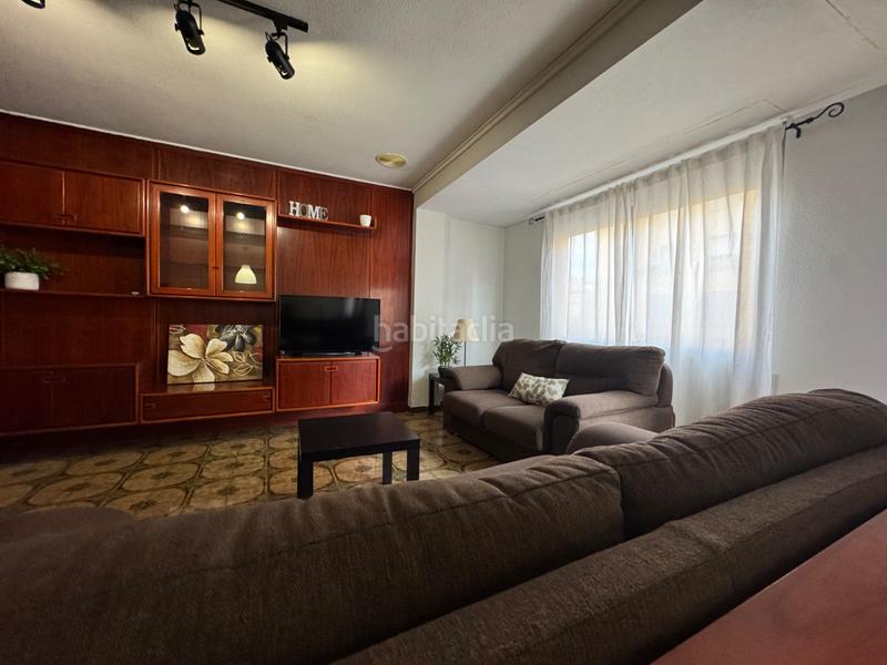 Foto 33ed3d03-24d6-4eb6-a0df-e8a46b482d62. Piso se vende un piso luminoso en gandía, ubicado en la primera planta en Gandia