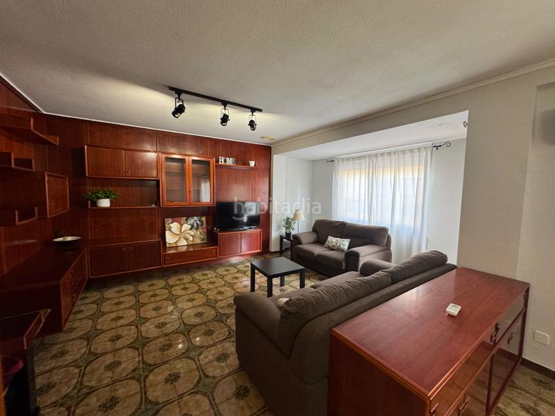 Foto 42d89231-7b3f-40e1-9641-9c708bfb2410. Piso se vende un piso luminoso en gandía, ubicado en la primera planta en Gandia