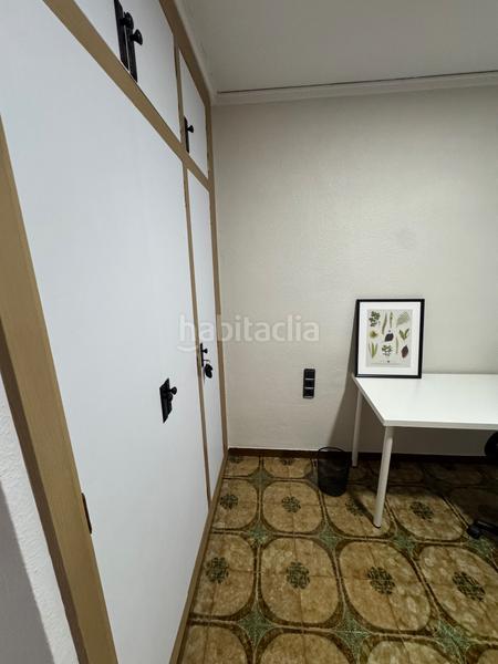 Foto 5e460af2-b883-447d-bab0-e1f43c6de5c0. Piso se vende un piso luminoso en gandía, ubicado en la primera planta en Gandia