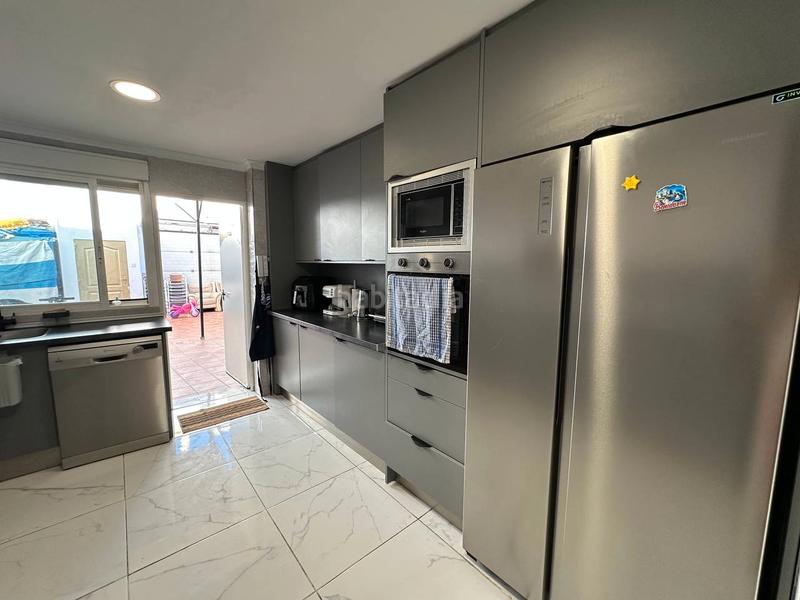 Foto bae791e3-dc8e-45c6-80f4-2dc8312bb534. Maison avec parking dans Beniopa - Sant Pere Gandia