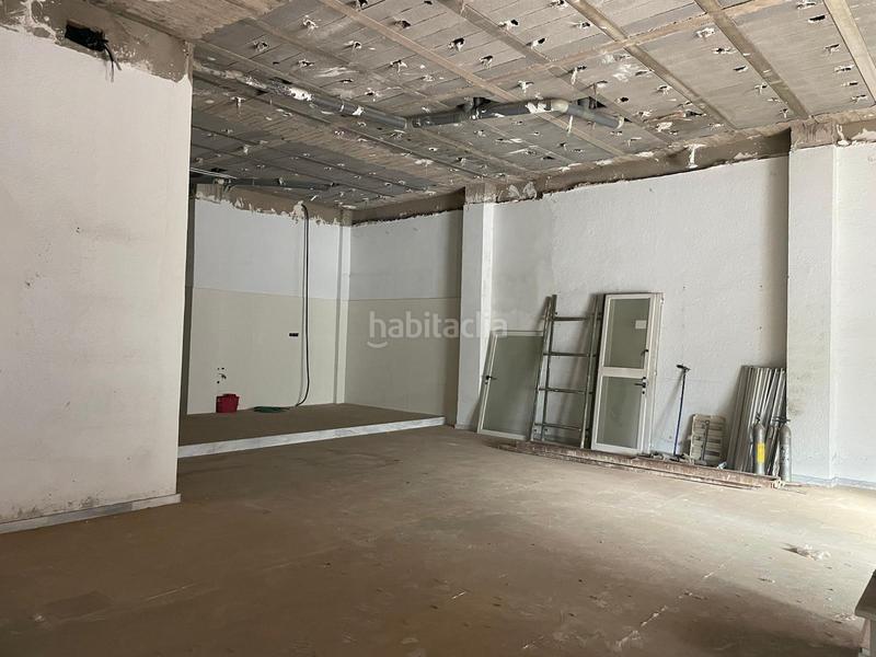 Foto e6d8cddb-a974-440c-b6bc-c90b35f26342. Local comercial  con mucha visibilidad para cualquier negocio. en Ejido (El)