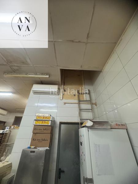 Foto 10ee3444-4d18-45d8-bf74-309988d8d320. Locale commerciale in Florida Alta Alicante