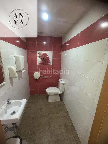 Foto b0cb3226-3ef6-42ce-8e0d-af6e3ec2e4bd. Locale commerciale in Florida Alta Alicante