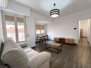 Location Appartement à Benalúa. Piso reformado en benalúa, alicante  alquiler de larga estancia