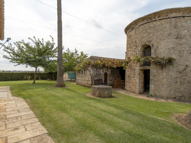 Foto f6f8d3b0-4aba-4191-a6e5-9724640a084b. House with parking in Búger