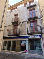 Edifici a Olot. Edificio para rehabilitar