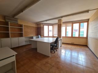 Lloguer Local Comercial a Olot