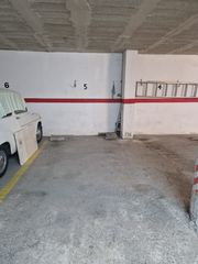 Aparcament cotxe  Avinguda perú