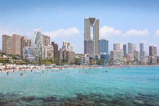 Apartamento en Playa Poniente. Emociónate con este nuevo edificio en construcción en 1 línea de