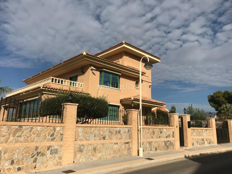 Foto 804a7f94-cd3e-4e3f-9605-61446d0d942c. Casa en Sierra Helada Benidorm