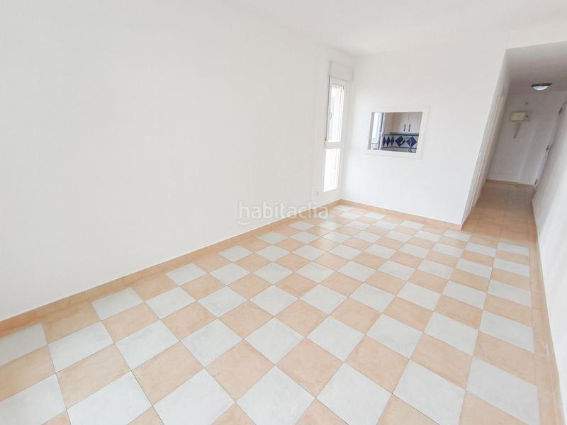 Foto 21d3091f-348a-49be-ba8a-acb3cdae9969. Apartament amb calefacció piscina a Playa Poniente Benidorm