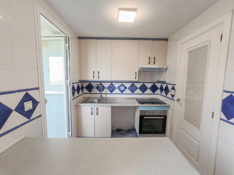 Foto 249cd997-b3a4-47e3-9b3c-40a130aa857e. Apartament amb calefacció piscina a Playa Poniente Benidorm