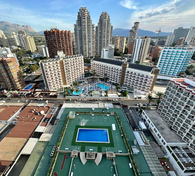 Foto 05409bdb-8db5-402b-a9e4-81e7083cee3f. Apartamento  reformado en segunda línea de playa en levante, en Benidorm
