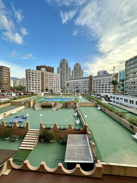 Foto 401f24a4-b232-459e-84eb-ceb8c4ca9dc5. Apartamento  reformado en segunda línea de playa en levante, en Benidorm
