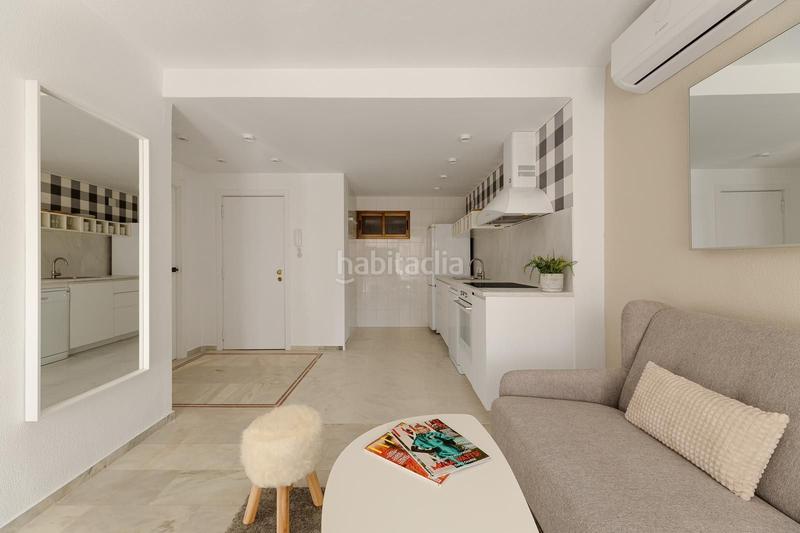 Foto 8aadbe10-c366-4785-adf3-03fced3b1730. Apartamento  reformado en segunda línea de playa en levante, en Benidorm